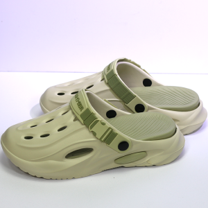 Versatile and fashionable perforated shoes, classic and comfortable beach shoes, durable sandals